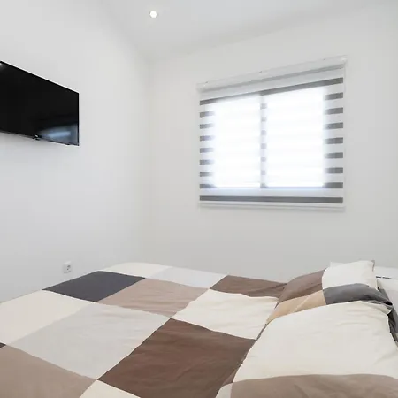 Aqua Viva - Semesterbostad